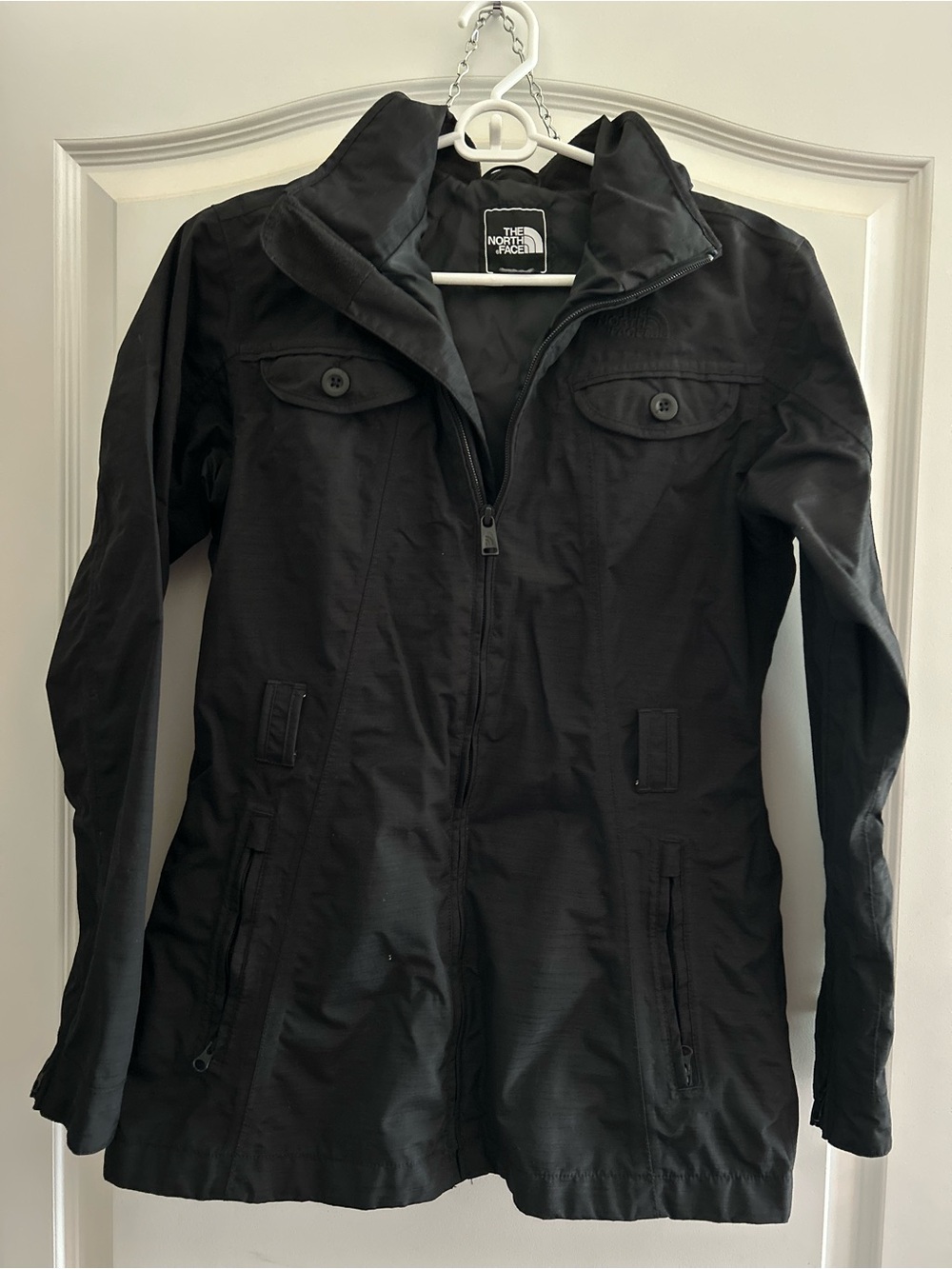 The North Face Women’s Black Hooded Raincoat Sz Small